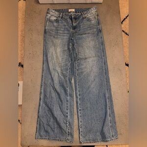 Pacific sunwear size 28 loose baggy jeans